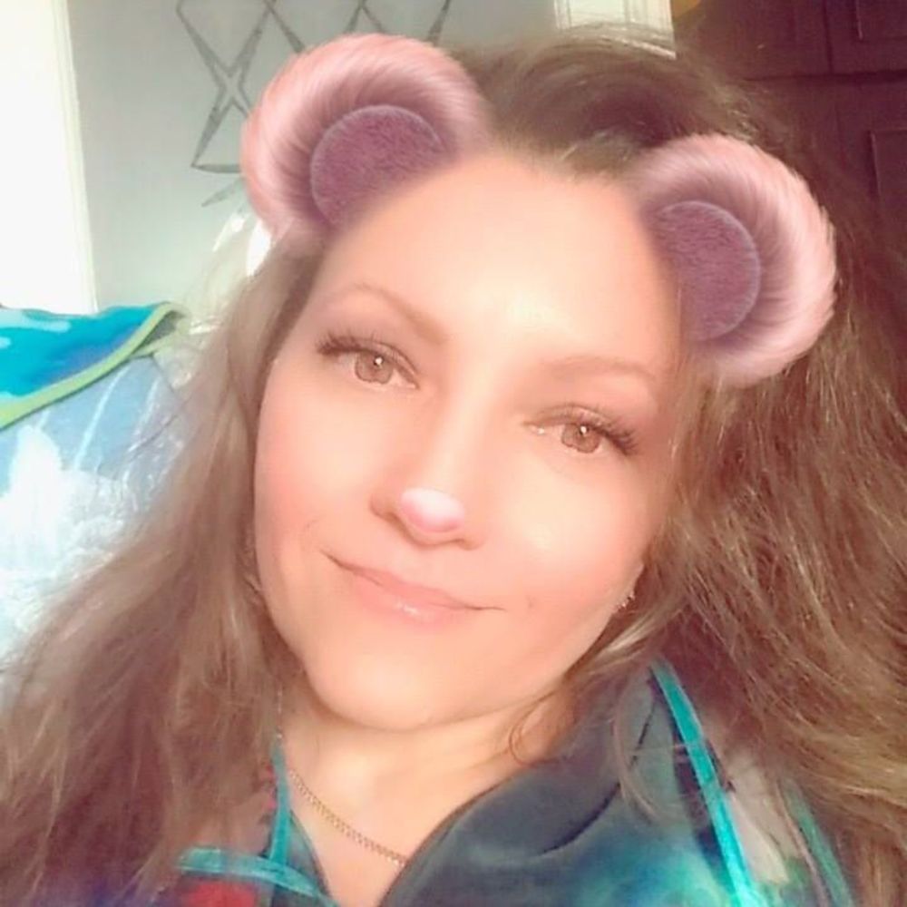 Meet your Posher, Lidia